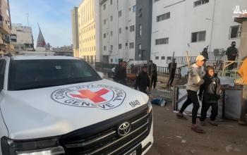 وصول 15 جثة لفلسطينيين أفرجت عنها إسرائيل إلى مجمع الشفاء الطبي