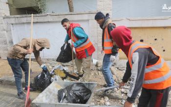 بدء دورة جديدة لعمال جمع النفايات بالتعاون مع اللجنة الدولية للصليب الأحمر