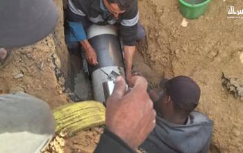 صيانة خط مياه قطر 10 عند مفترق شارع الأقصى بدير البلح