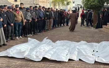 جنازات وتشييع ستة شهداء إثر استهداف حاجز للشرطة غرب خانيونس فجر اليوم