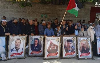 وقفة أمام الصليب الأحمر نصرة للأسرى