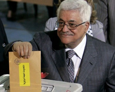 عباس خلال المؤتمر السادس