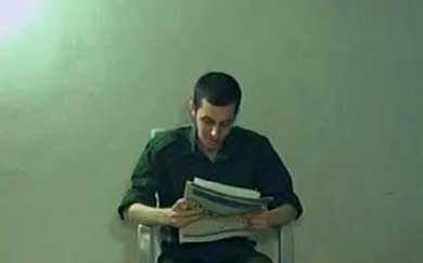 الجندي الصهيوني الاسير لدي الفصائل بغزة جلعاد شاليط "أرشيف"