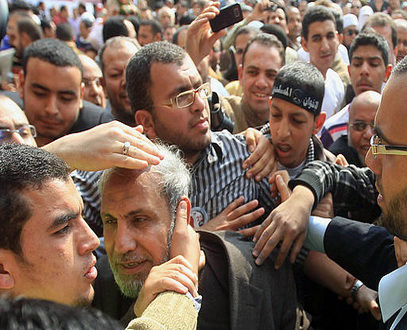 القيادي البارز محمود الزهار خلال زيارة سابقة لمصر