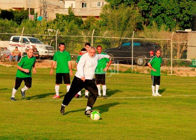 جانب من مباراة قدامى بيت حانون وقدامى غزة