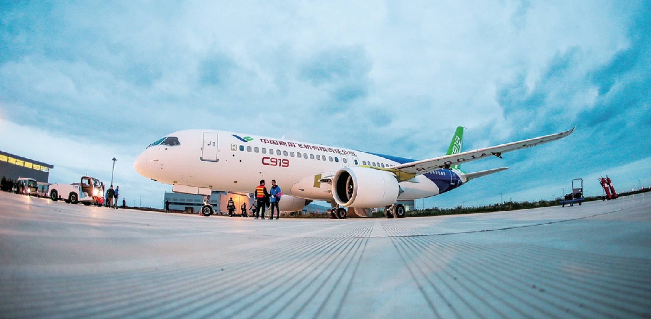 الطائرة C919