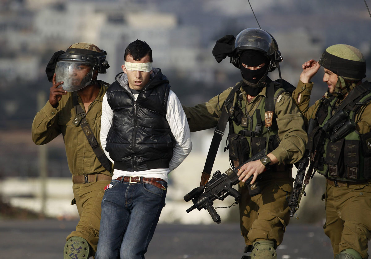 الجيش الاسرائيلي يعتقل