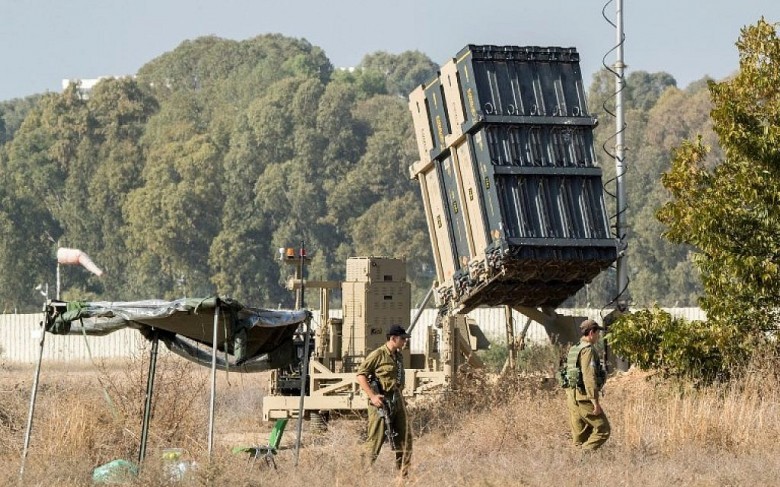 تخوفات من استهداف مزدوج لأماكن حساسة في قلب "إسرائيل"