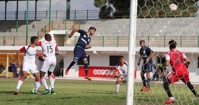 جانب من مباراة الهلال والأقصى