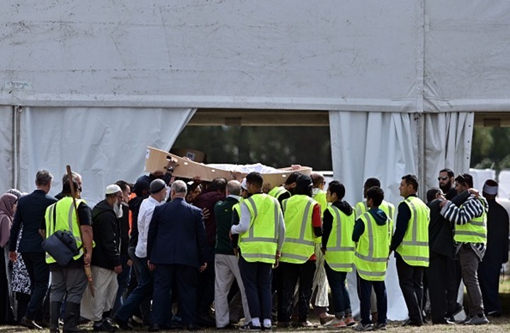 بدء دفن ضحايا حادث إطلاق النار الارهابي بمسجدين في نيوزيلندا