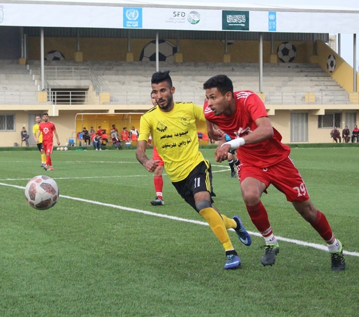 جانب من أحد مباريات دوري الأولى