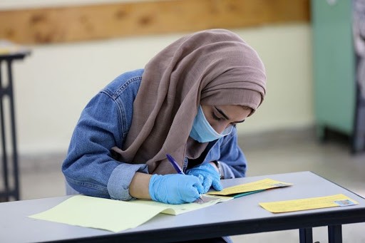 أسماء الدفعة الأولى من الوظائف التدريسية والإرشاد التربوي بغزة