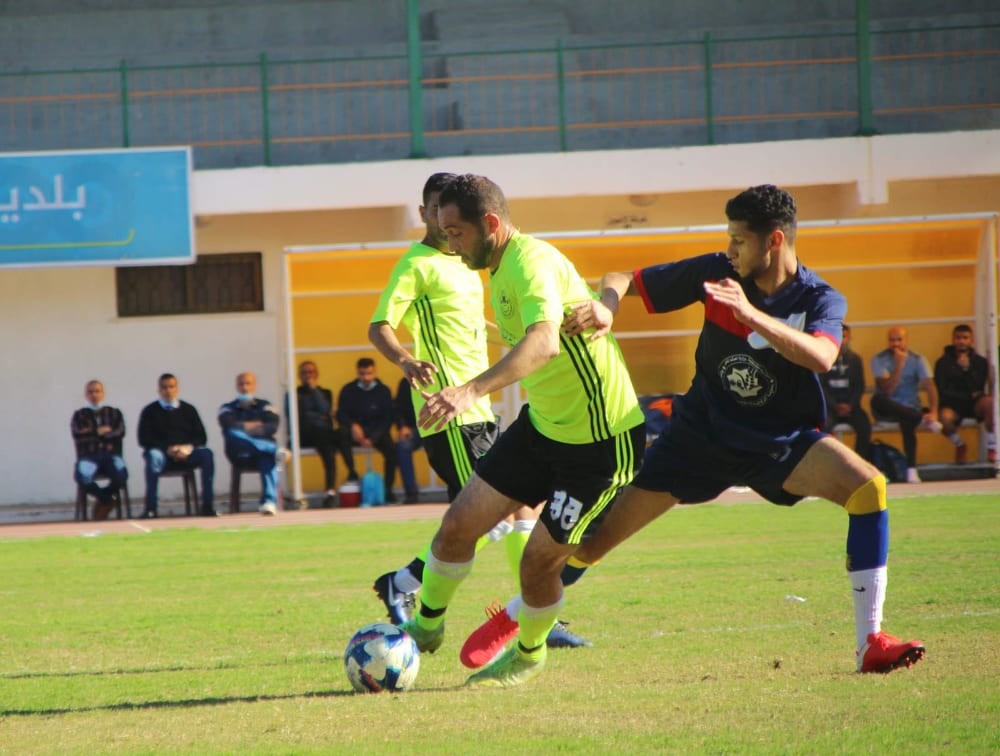 جانب من أحد مباريات دوري الأولى