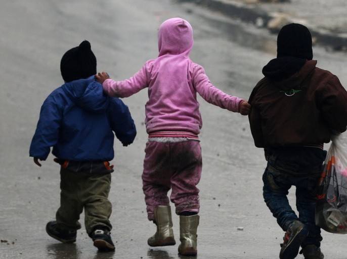 منظمة عالمية تحذر: ارتفاع مقلق لحالات الانتحار بين الأطفال السوريين