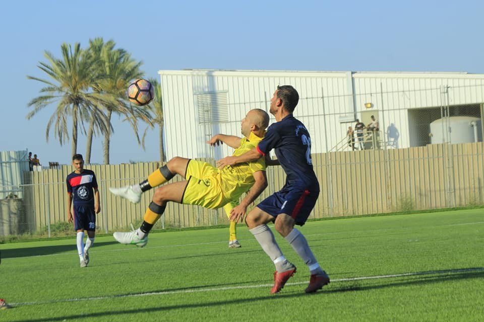 جانب من أحد مباريات دوري الأولى