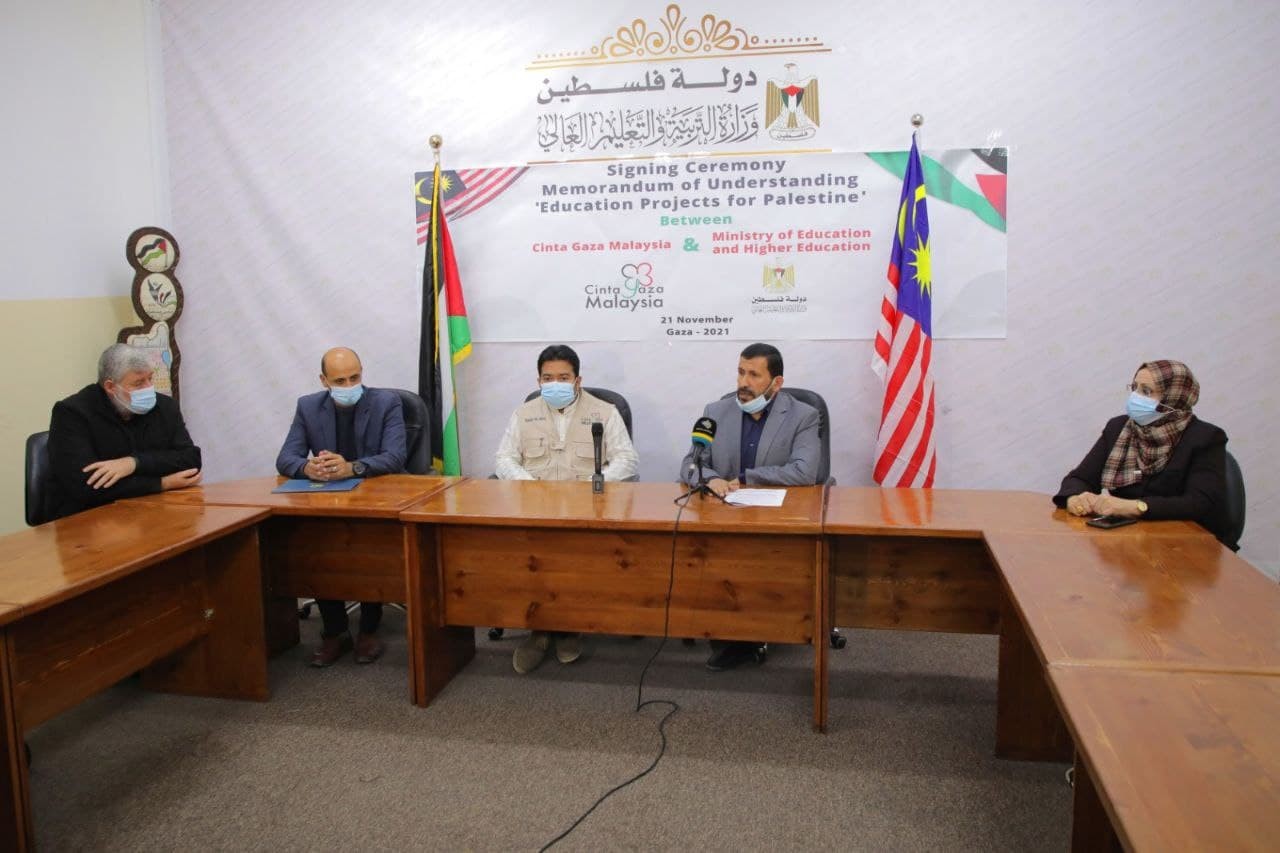 إطلاق مشاريع لقطاع التعليم في غزة