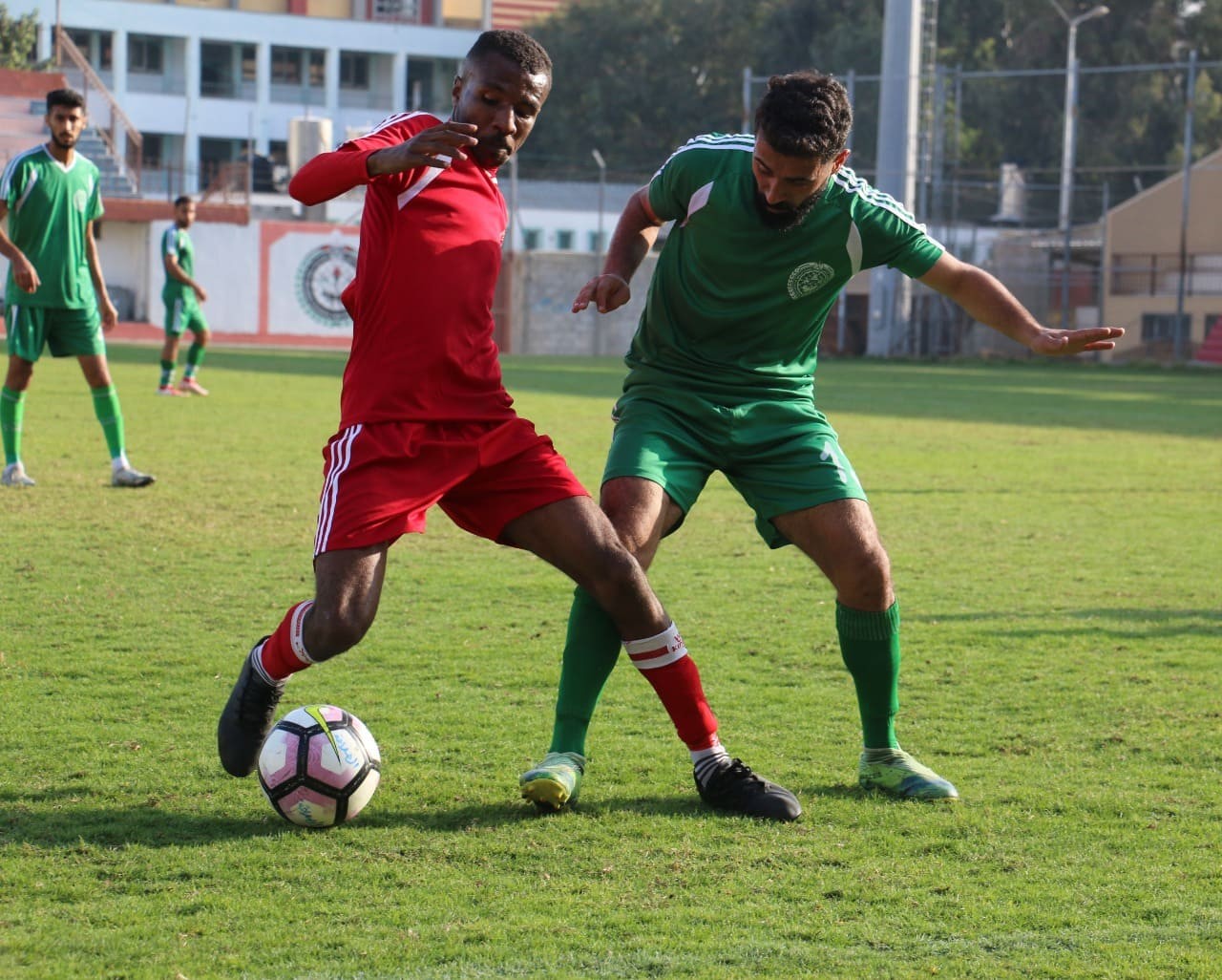 الصداقة والزعيم لنهائي بطولة النخبة