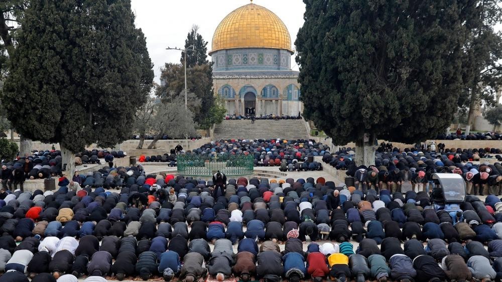 دعوات شبابية متواصلة لشد الرحال إلى المسجد الأقصى