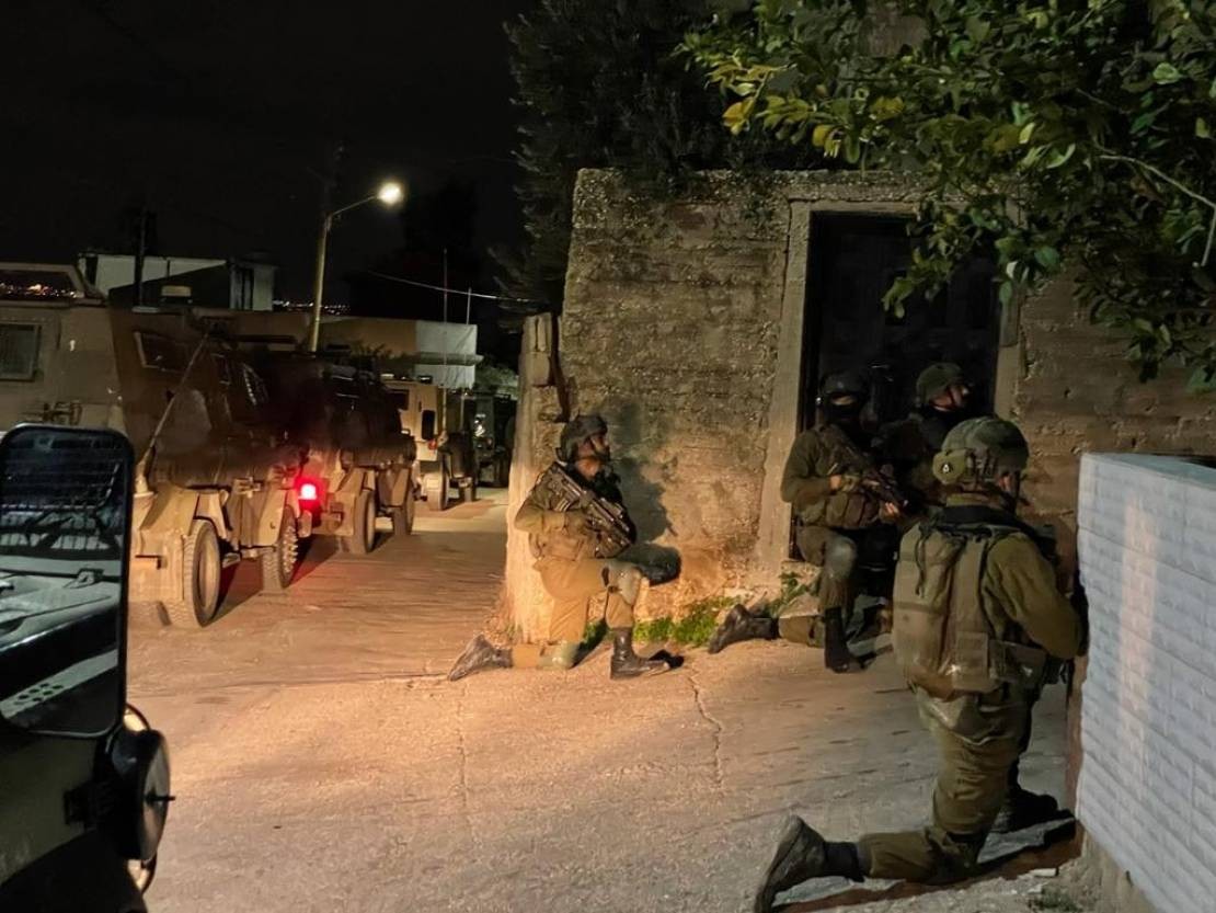 ثلاث عمليات إطلاق نار استهدفت الاحتلال في الخليل خلال ساعات