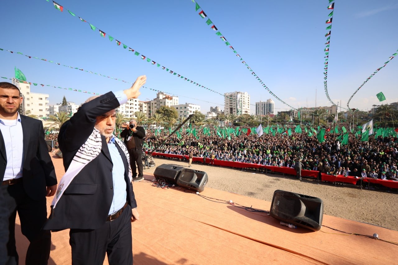 السنوار في مهرجان الانطلاقة