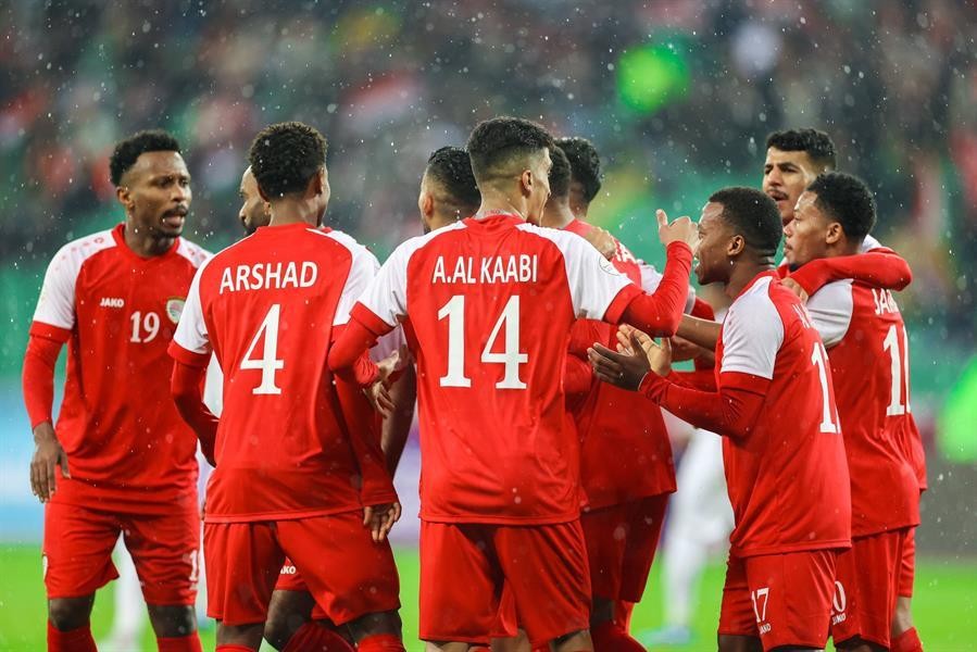 رابط بث مباشر مباراة البحرين وعُمان ضمن كأس الخليج 25