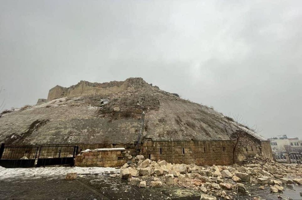 قلعة غازي عنتاب التاريخية لم تصمد أمام زلزال تركيا