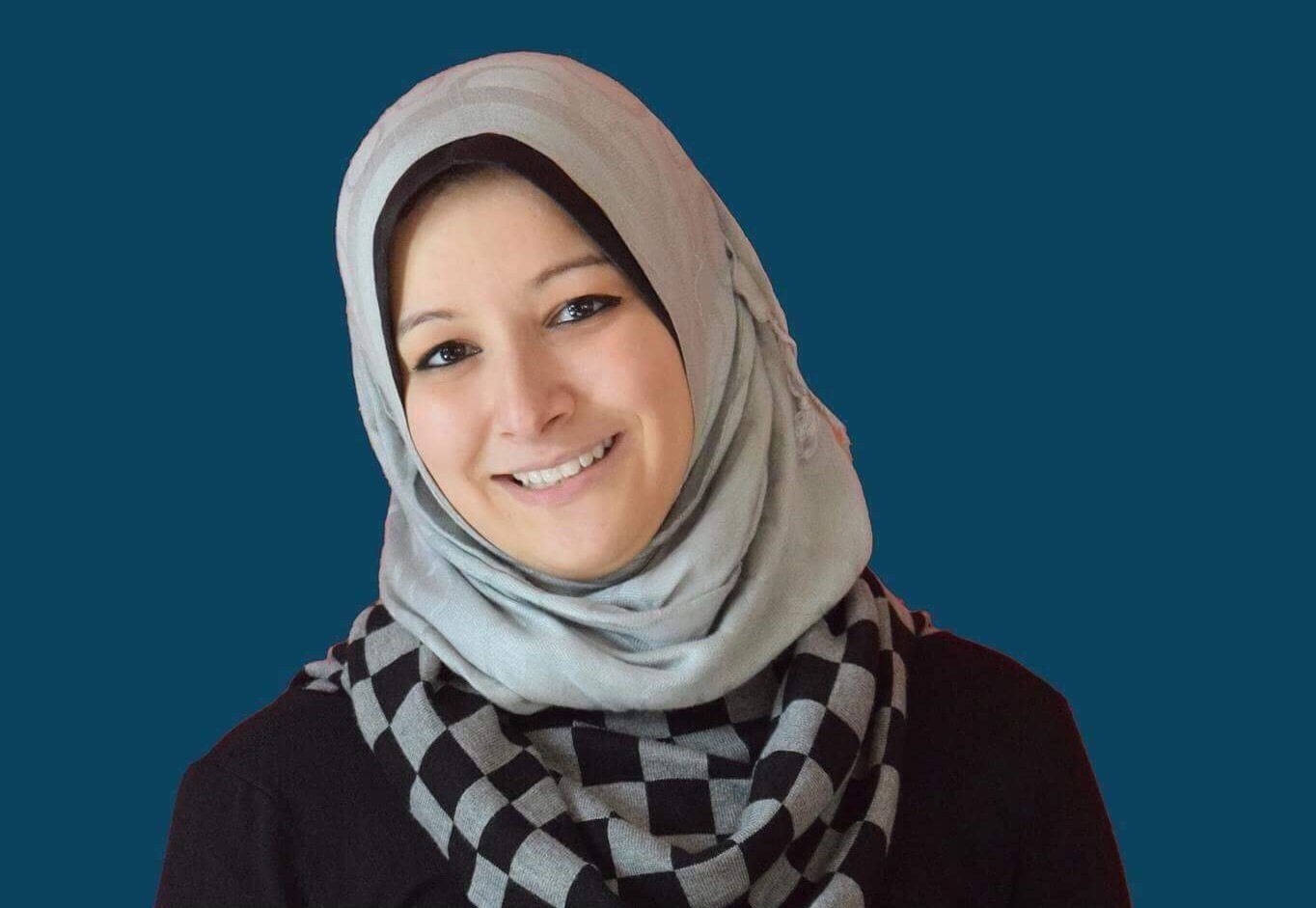 الصحفية مها الحسيني