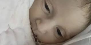 البرد القارس يقتل الأطفال الرضع بخيام النازحين