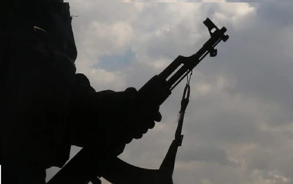 أجهزة أمن السلطة تُفاخر بمصادرة سلاح المقاومين في نابلس