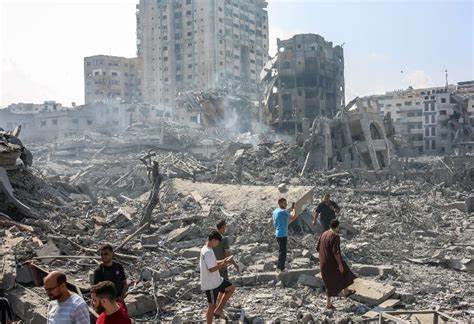 استشهاد 3 أشقاء بقصف مسيّرة (إسرائيلية) شمال شرق مخيم البريج