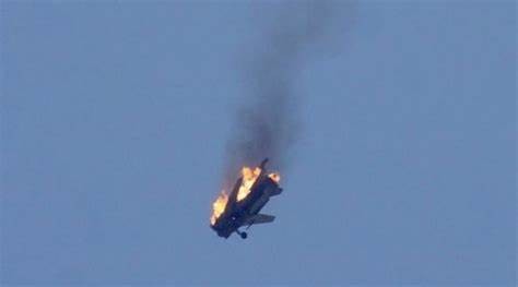 الدفاعات الجوية اليمنية تسقط طائرة أمريكية معادية وتؤكد استمرار الدعم لغزة