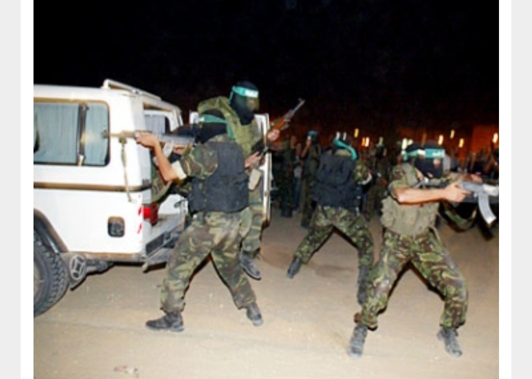 وزارة الداخلية في غزة تعيد تشكيل القوة التنفيذية لاستعادة الأمن والاستقرار