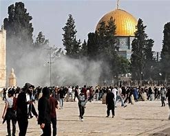 اقتحام عشرات المستوطنين للمسجد الأقصى بحماية شرطة الاحتلال