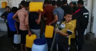 بلديات المحافظة الوسطى تحذر من كارثة إنسانية وشيكة بسبب انقطاع الوقود والمياه