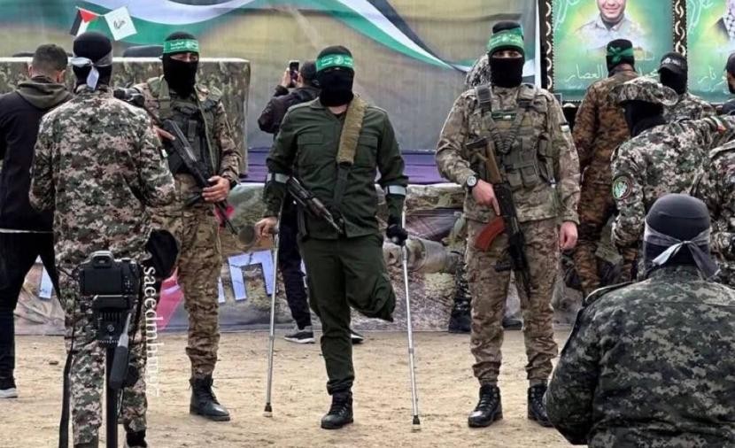 الفتيان المجدِّدون!