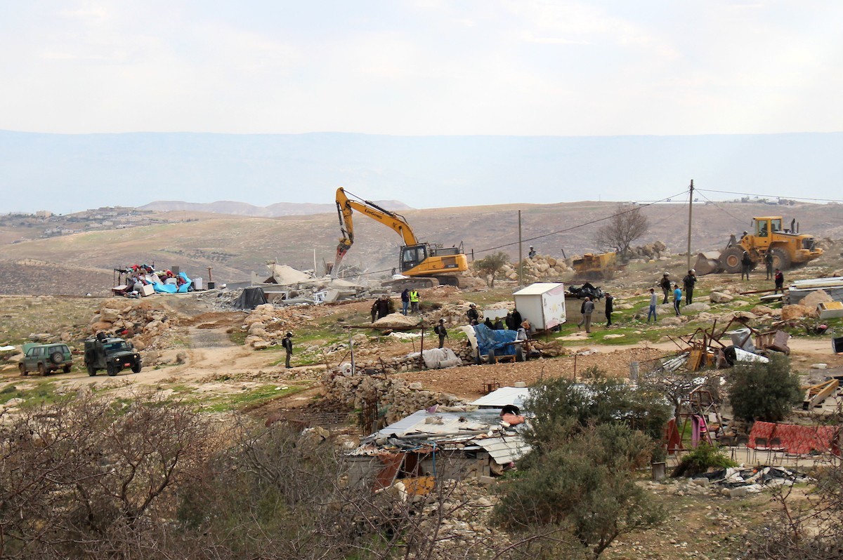 هكذا تُصادَر الأرض بصمت.. بلدة دورا تحاصر بمشروع استيطاني جديد اسمه “ناحال دورون”