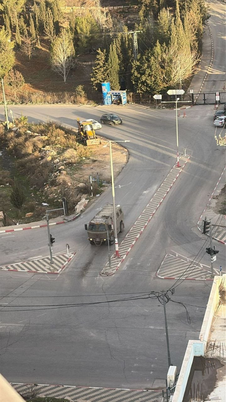 الاحتلال يقتحم حرم جامعة بيرزيت ويشن حملة اعتقالات واسعة بالضفة الغربية