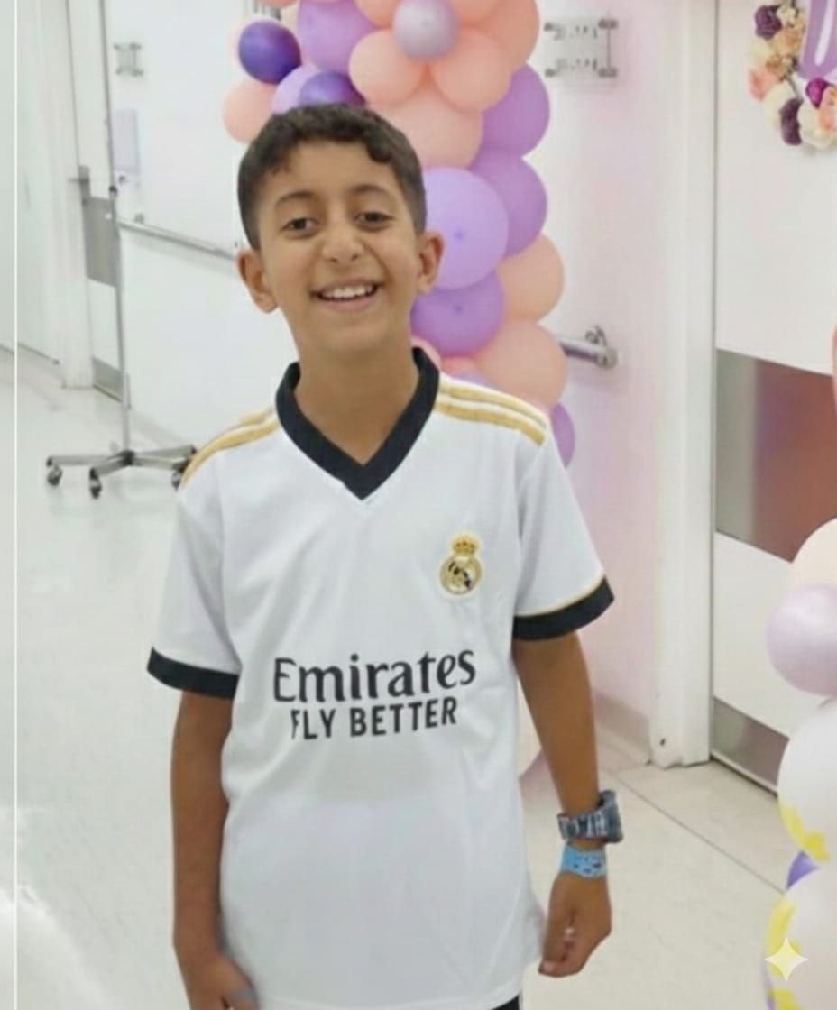 من الظلام إلى النور..هكذا عاد للطفل محمد معمر بصره بعد رحلة علاج طويلة