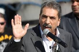 توفيق الطيراوي يهدد عباس بكشف ملفات فساد كاملة أمام الرأي العام