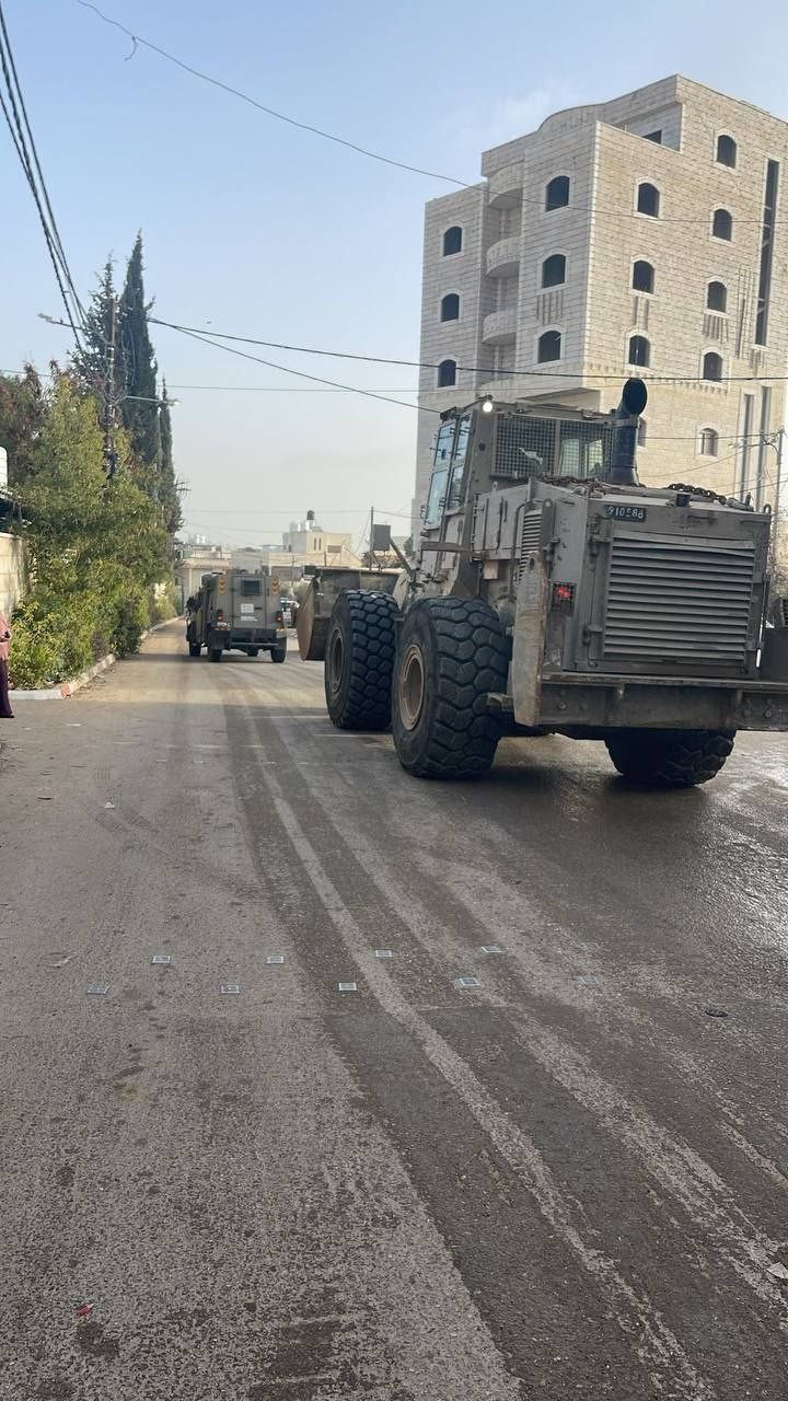 لليوم الثاني.. عدوان (إسرائيلي) واسع وإخطارات بالهدم شمال القدس