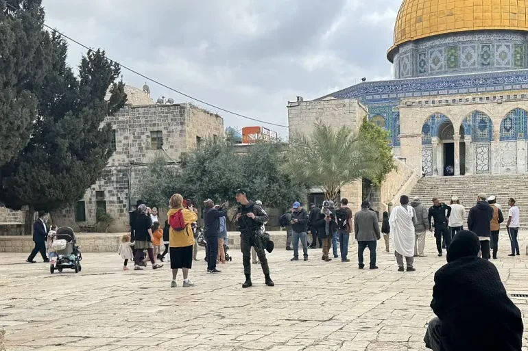 حماس: إبعاد عدد من أئمة وخطباء "الأقصى" جريمة عدوانية جديدة بحق المسجد