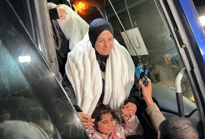 روتانا الرقب… عائدة إلى غزة سلمّها "الجواسيس" للجيش