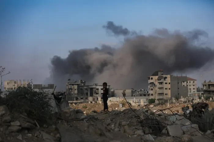 استشهاد مواطن بقصف إسرائيلي شرق غزة