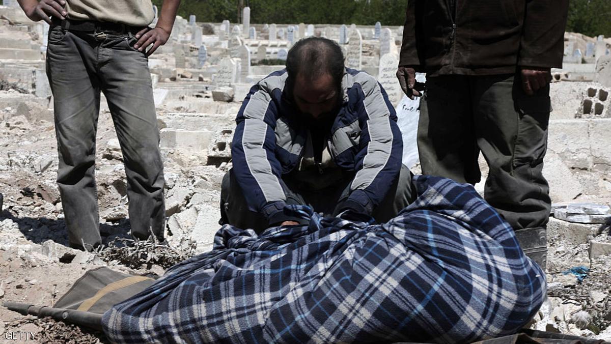 غارات النظام تقتل عشرات المدنيين بريف دمشق