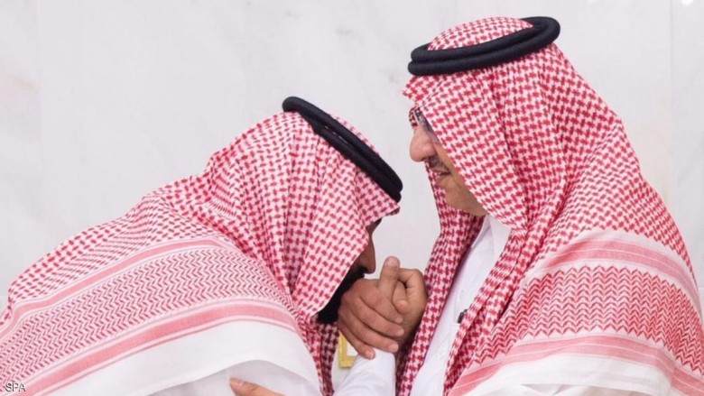 محمد بن نايف يبايع محمد بن سلمان وليا للعهد