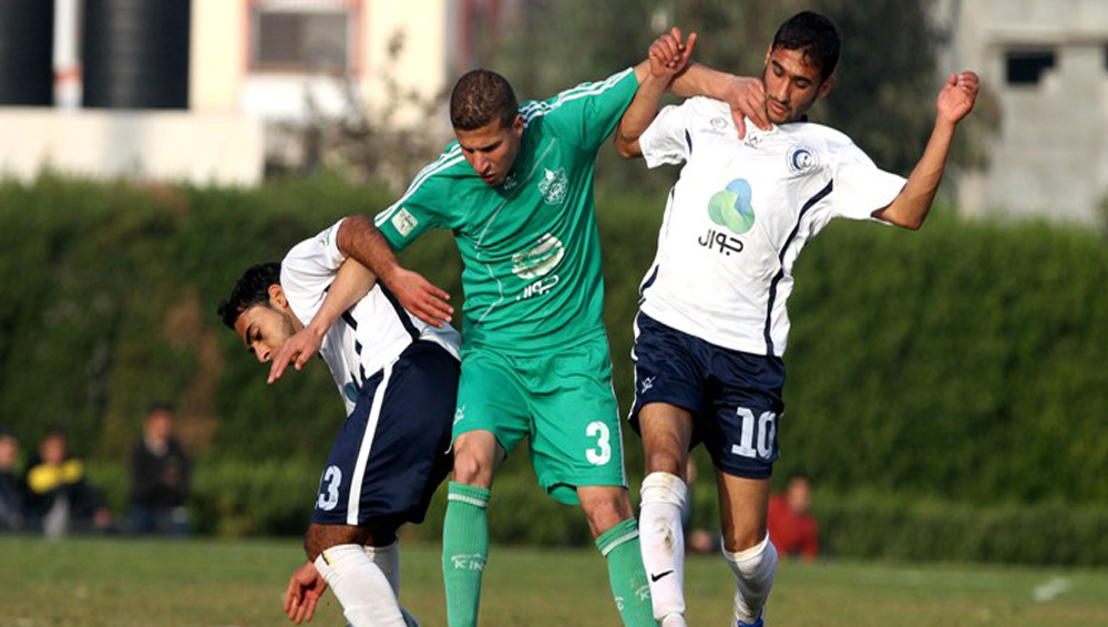 النحال في المنتصف