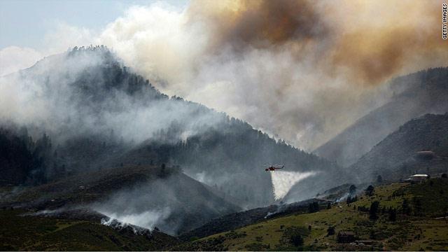 الحرائق تفزع الأميركيين والمئات يهربون