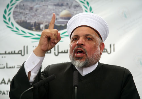  الشيخ تيسير التميمي أمين سر الهيئة الإسلامية العليا في القدس