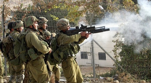 إصابة مواطنين برصاص الاحتلال في نابلس