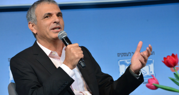 رئيس حزب كلنا 